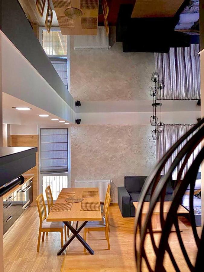 Criss Apartament Сіная Екстер'єр фото