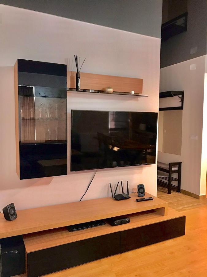 Criss Apartament Сіная Екстер'єр фото