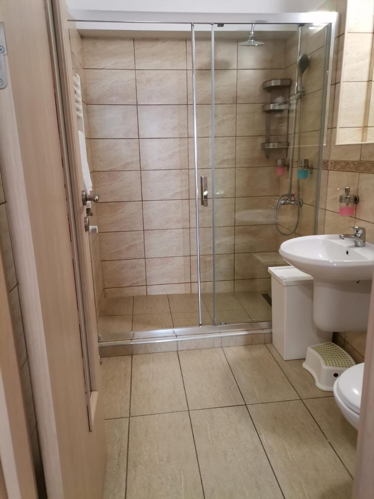 Criss Apartament Сіная Екстер'єр фото